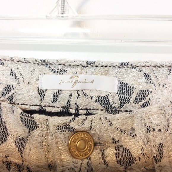 7 For All Mankind Lace Shimmered Skinny Jeans NWT - Picture 3 of 6